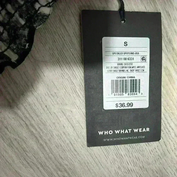 NWT Who What Wear Ruffle High Neck Short Sleeve Black White Shift Dress Size S - Picture 2 of 11